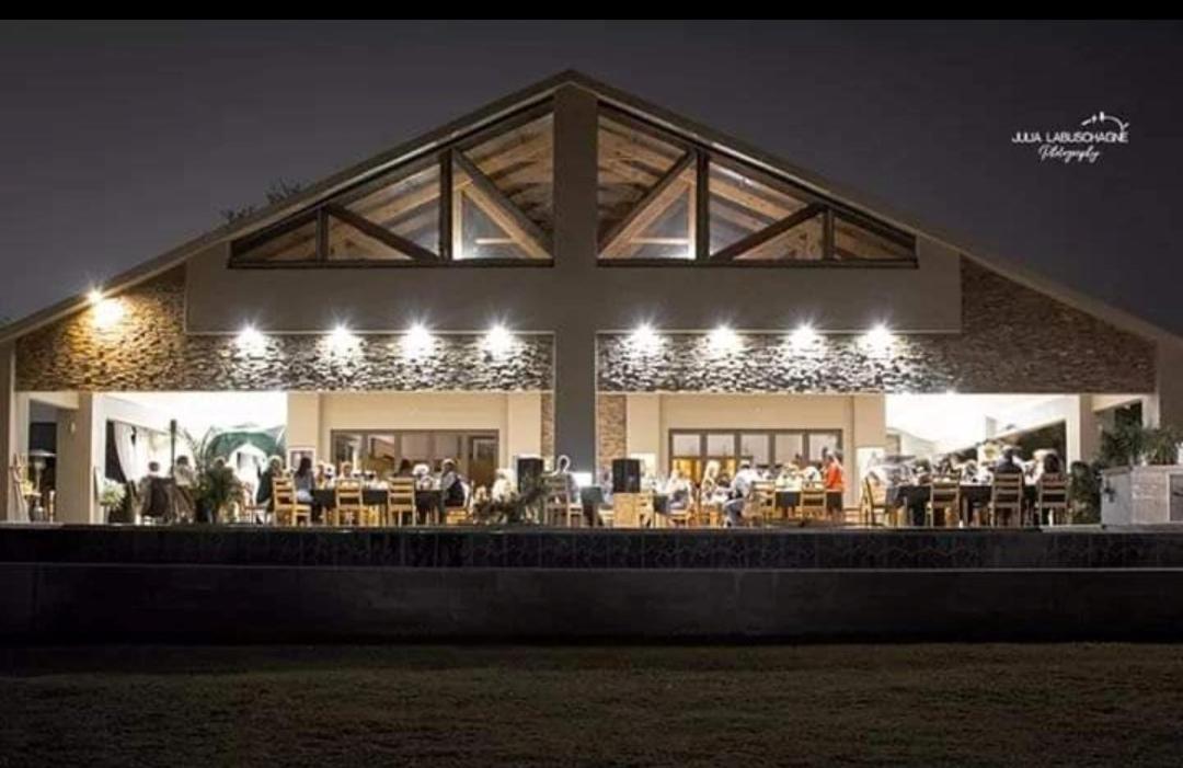 Sandune Game Lodge Gobabis Экстерьер фото