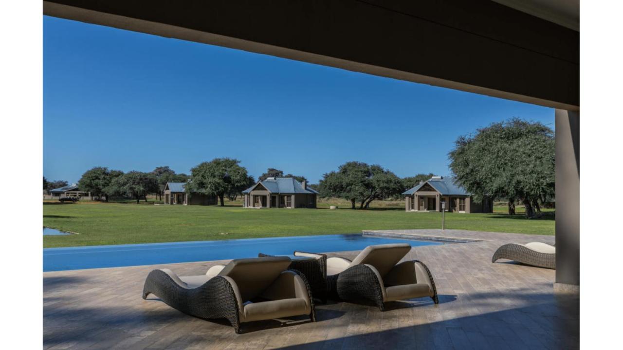 Sandune Game Lodge Gobabis Экстерьер фото