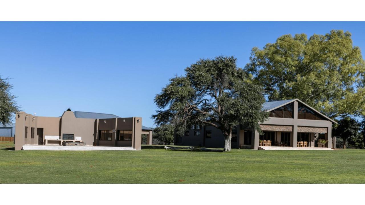 Sandune Game Lodge Gobabis Экстерьер фото