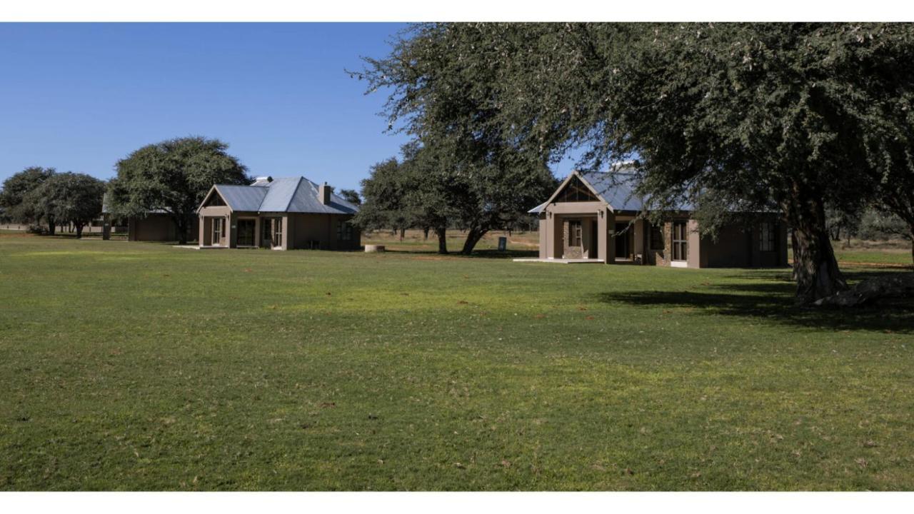 Sandune Game Lodge Gobabis Экстерьер фото